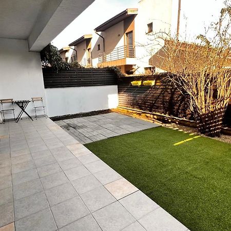 Otopeni Airport Apartment With Private Garden 外观 照片