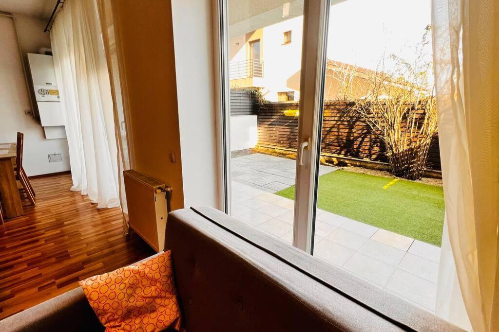 Otopeni Airport Apartment With Private Garden 外观 照片