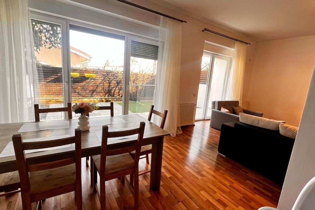 Otopeni Airport Apartment With Private Garden 外观 照片