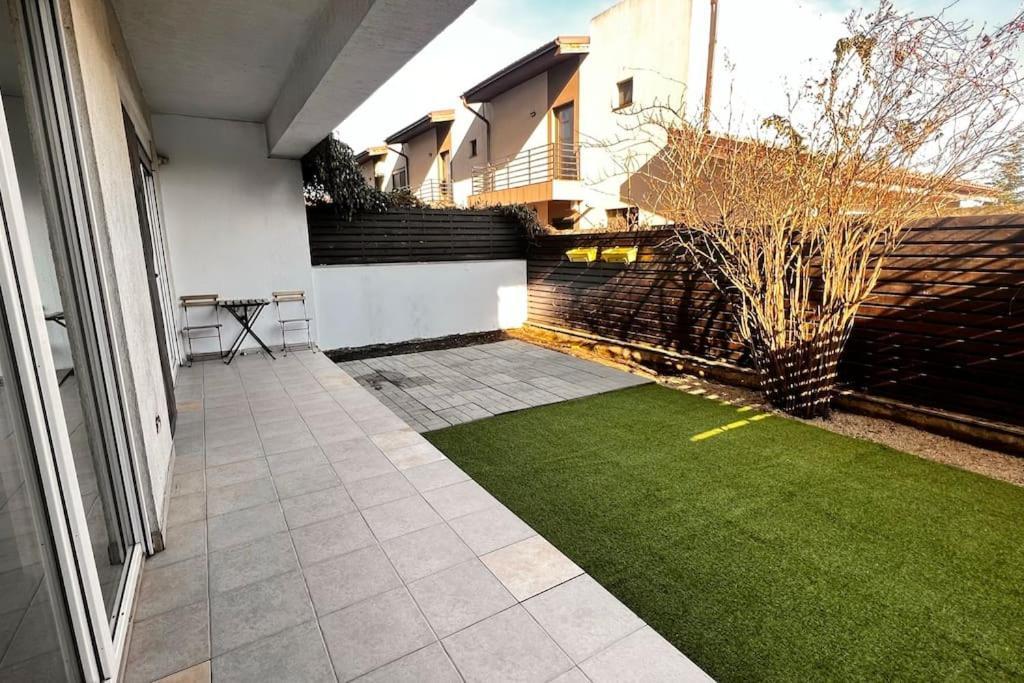 Otopeni Airport Apartment With Private Garden 外观 照片